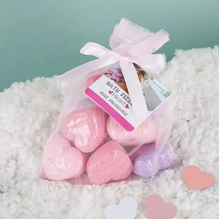 10 Sprudelnde Badeherzen