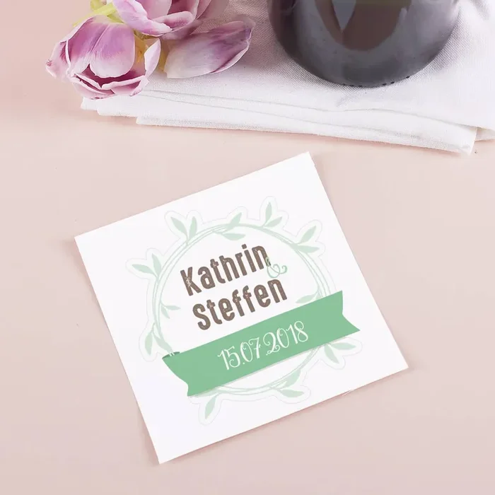 Flaschenaufkleber zur Hochzeit mit Namen und Datum